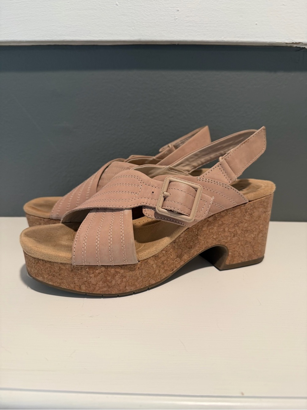 Clark’s Nerisa West Sand Nubuck Platform Slingback Sandals Size 9 - Picture 2 of 12